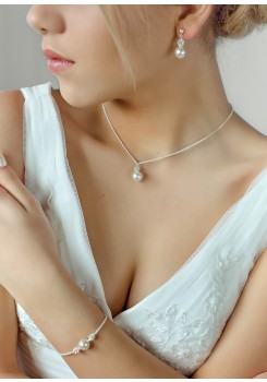 Bridal necklace Bliss